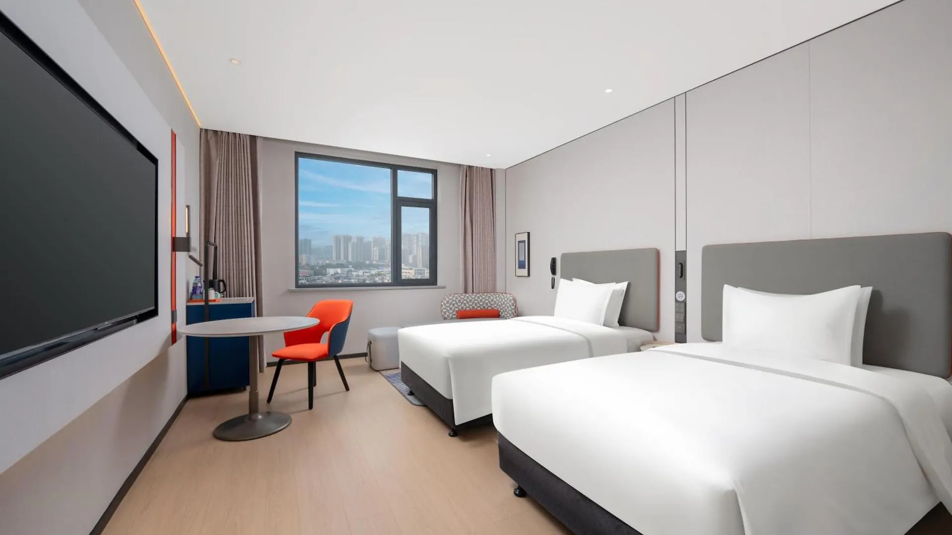 Hotel Holiday Inn Express Zhengzhou Nongye Road By Ihg